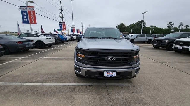 New 2026 Iconic Silver Metallic Ford XLT image 3