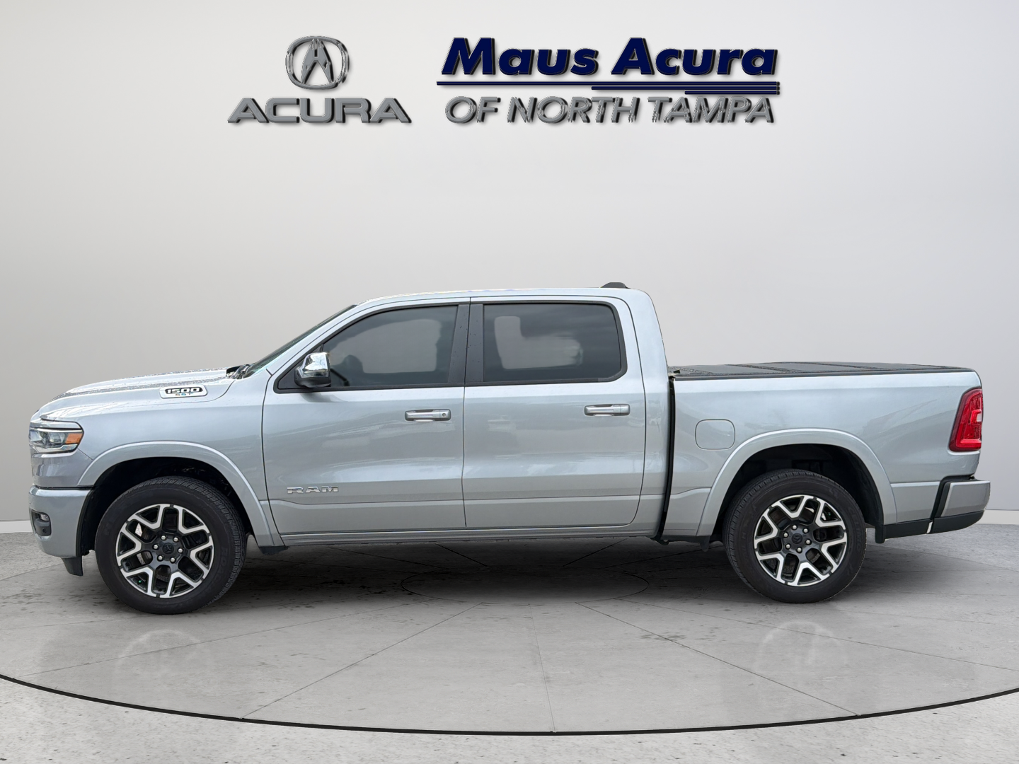 Used 2025 Silver Ram Laramie image 6