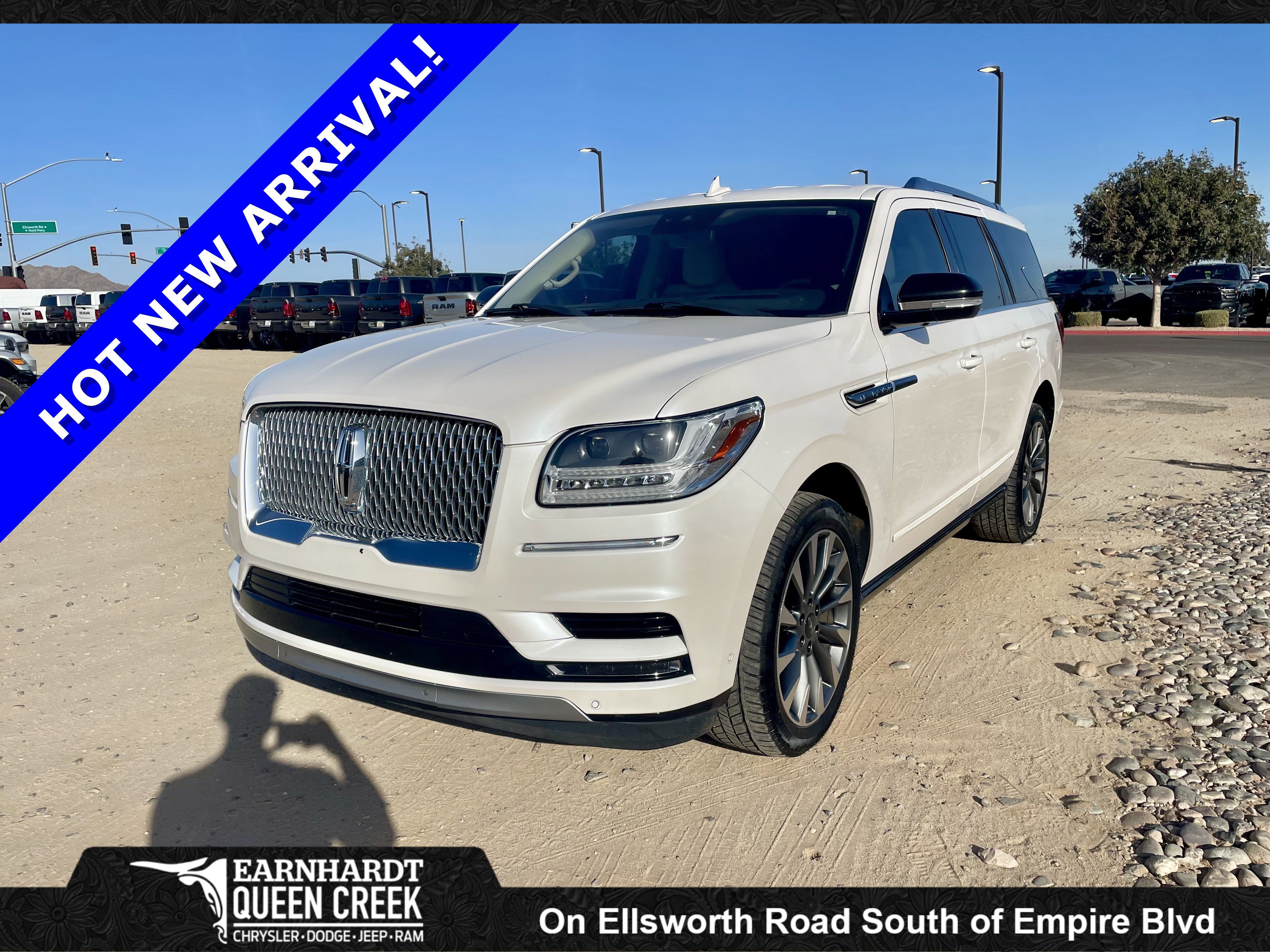 2019 Lincoln Navigator Select's photo