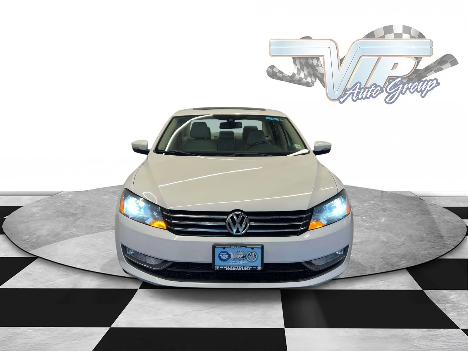 Used 2015 Candy White Volkswagen 1.8T SE image 2