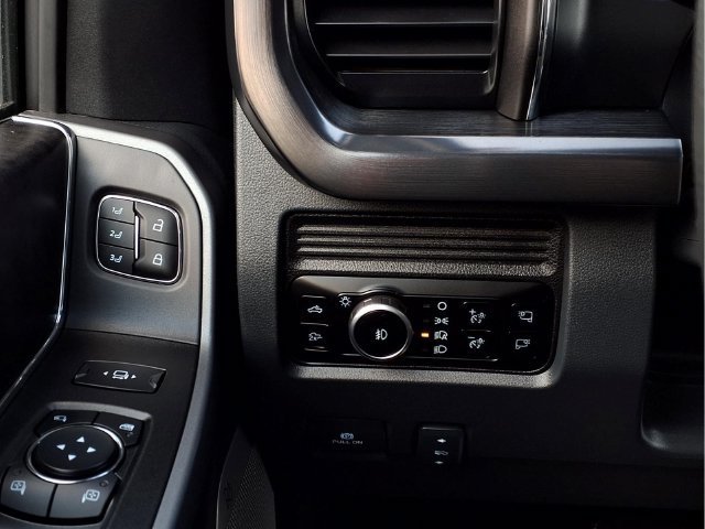 Used 2026 Gray Ford LARIAT image 13