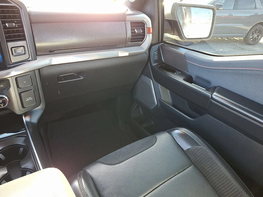 Used 2021 Iconic Silver Metallic Ford Raptor image 17