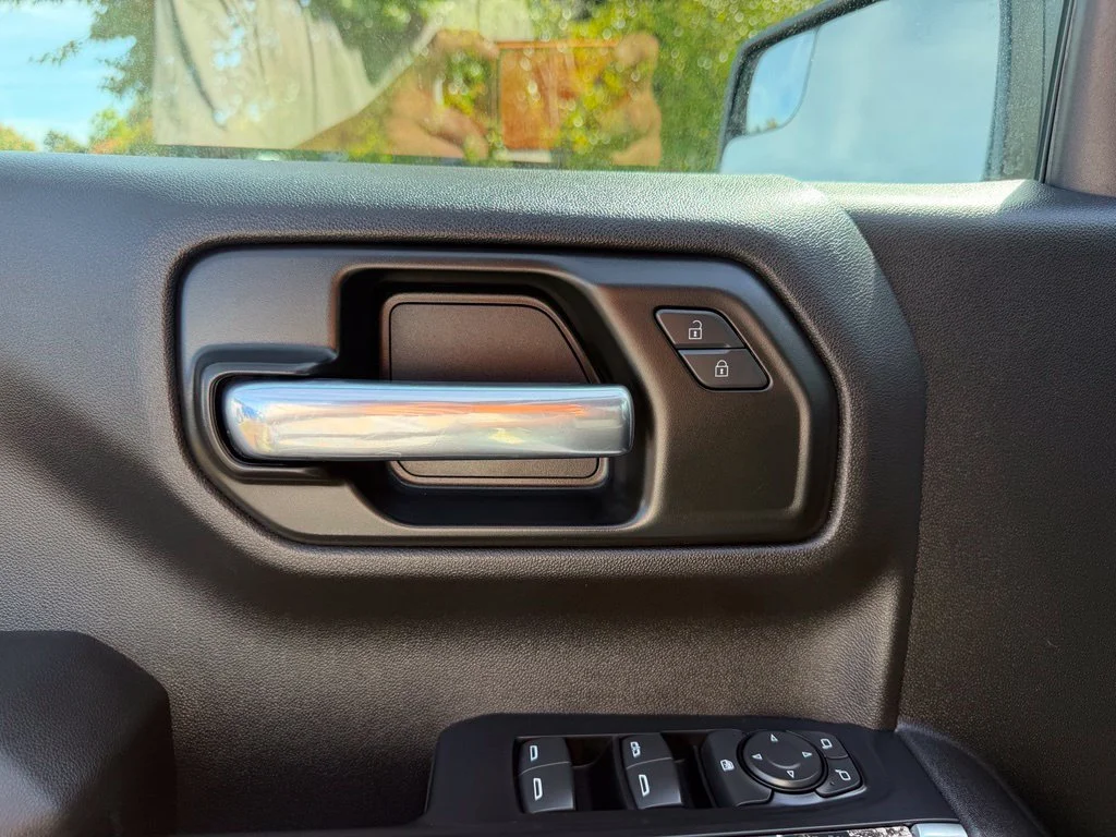Used 2021 White Chevrolet Custom Trail Boss image 12