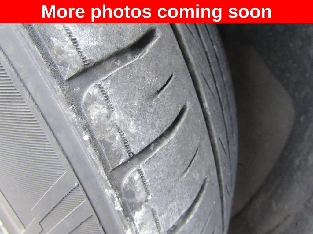 Used 2024 Red Nissan 2.5 SV image 10