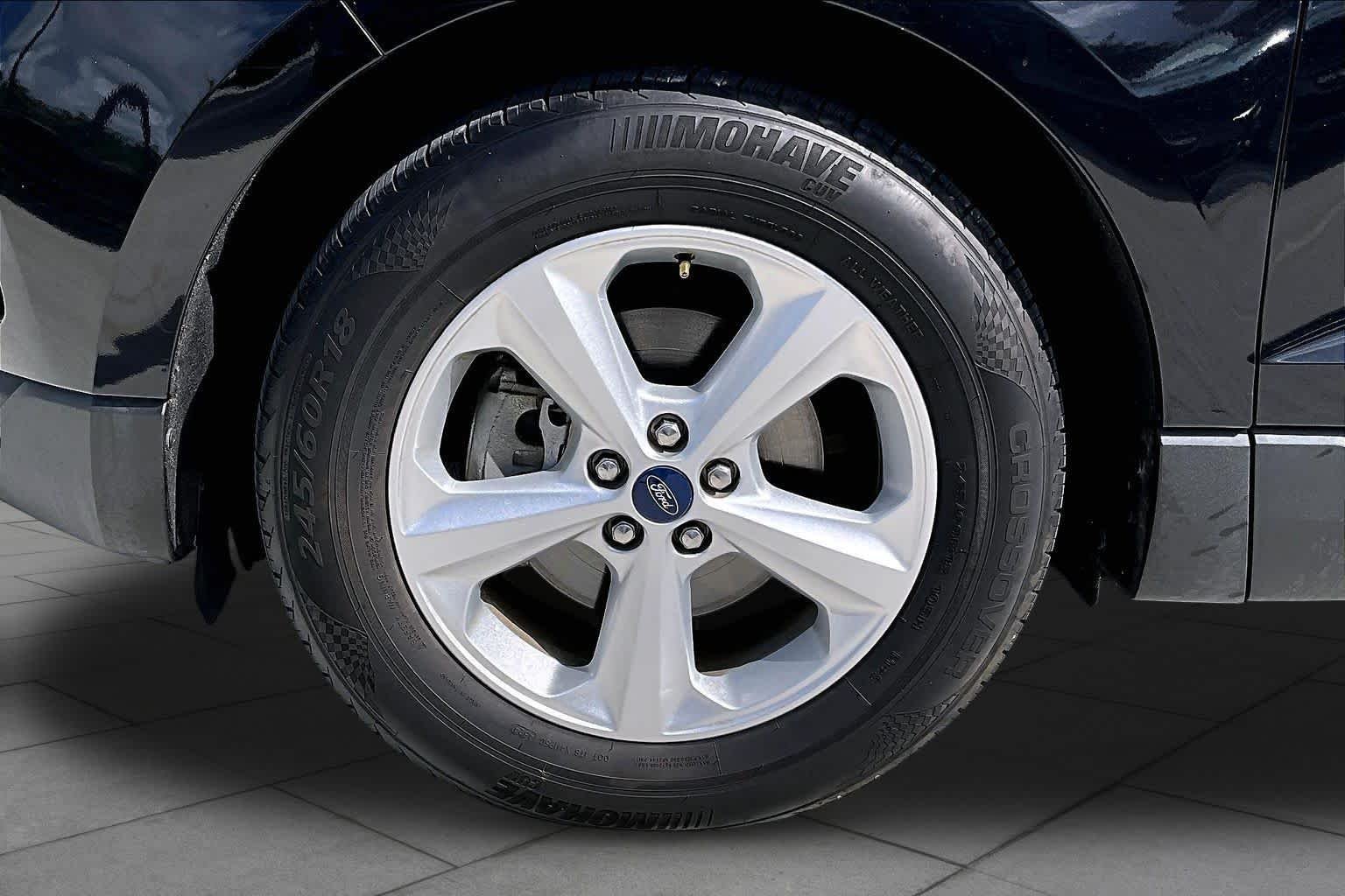Used 2020 Agate Black Ford SE image 10