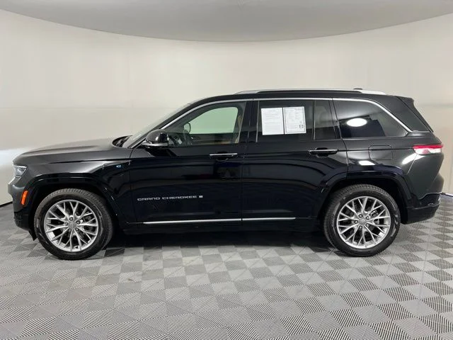 Used 2023 Black Jeep Summit 4xe image 4