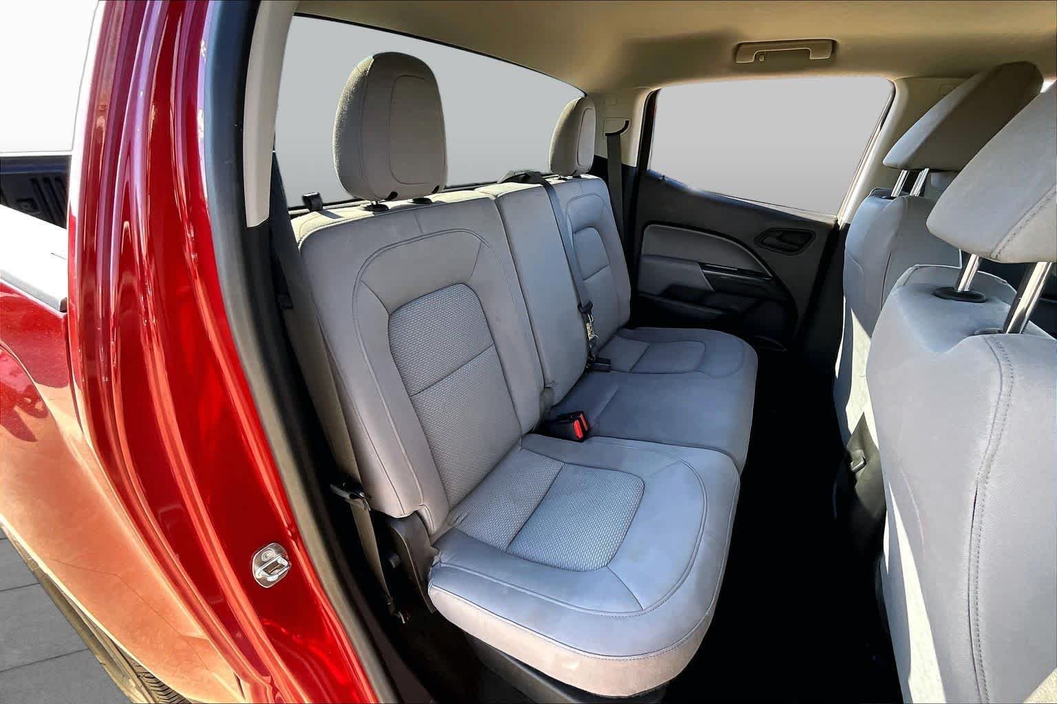 Used 2016 Copper Red Metallic GMC 2WD image 20