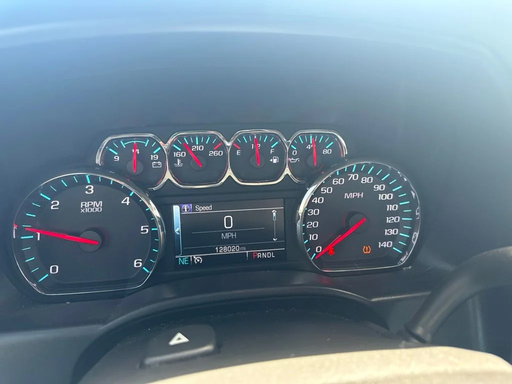 Used 2018 Black Chevrolet LT image 16