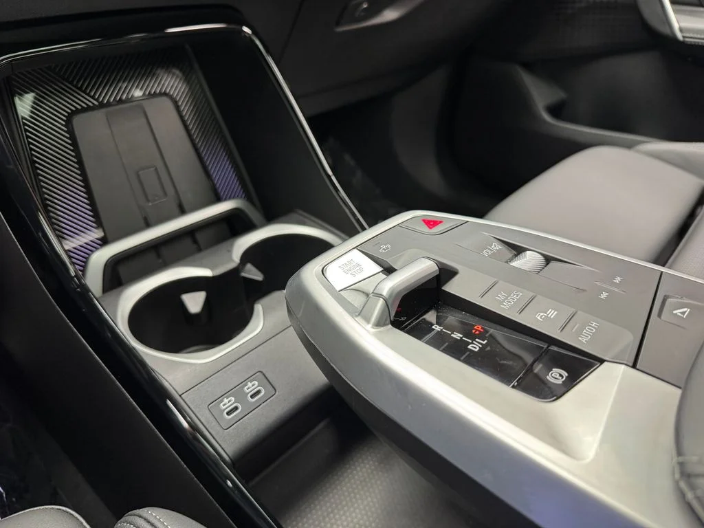 Used 2025 Blue BMW xDrive28i image 20
