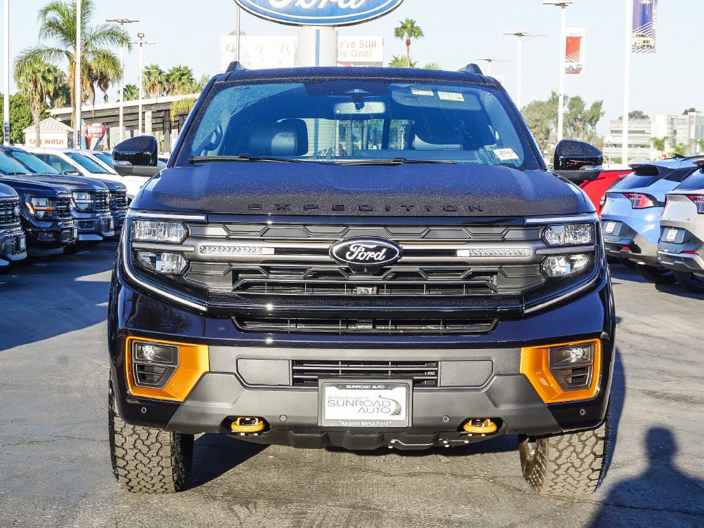 New 2026 Agate Black Metallic Ford Tremor image 2