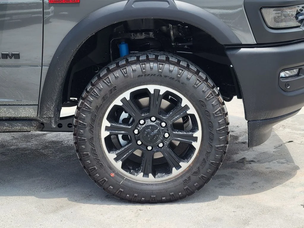 New 2026 Ceramic Gray Clear-Coat Exterior Paint RAM Rebel image 27