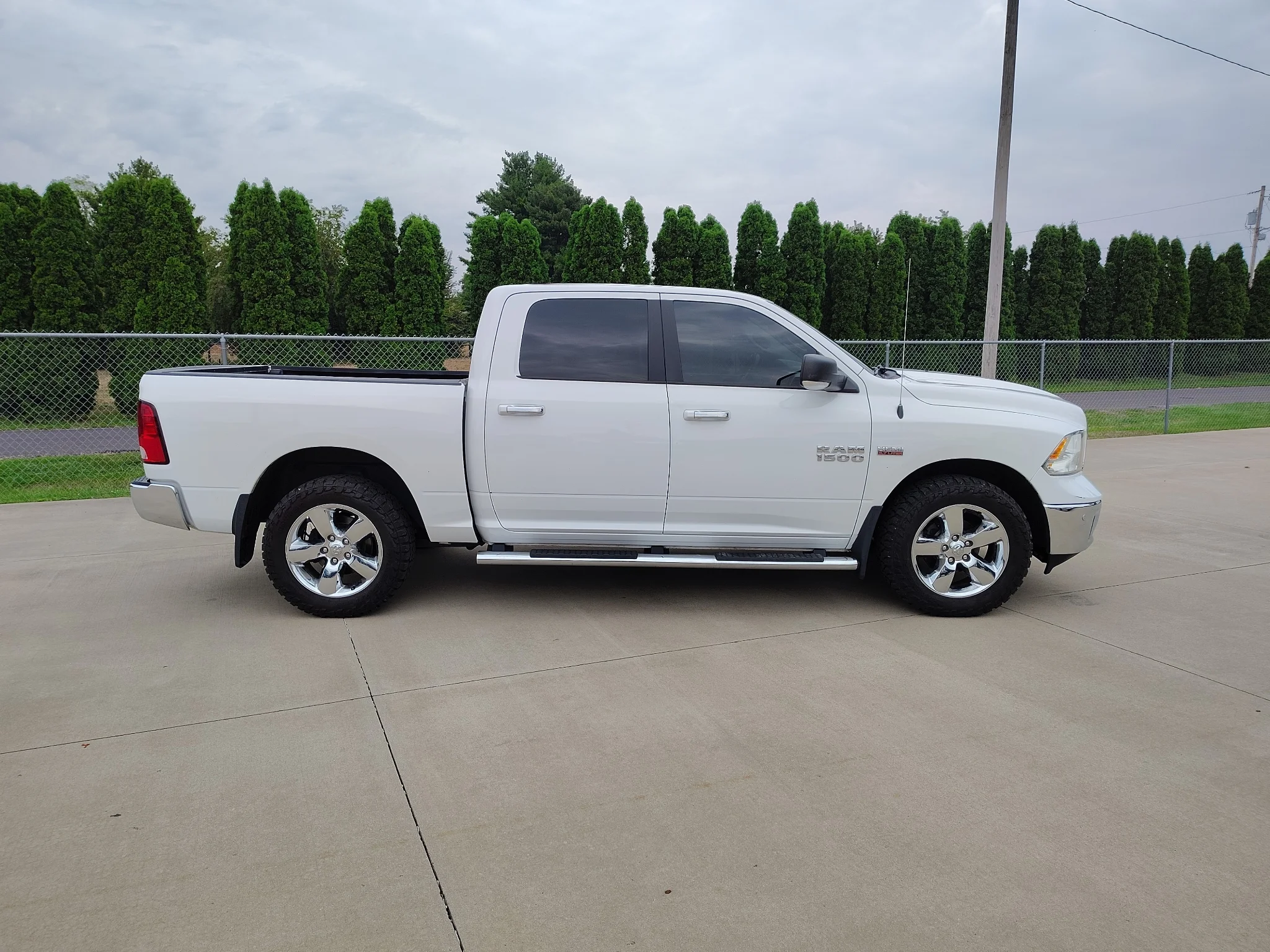 Used 2017 Bright White Clearcoat Ram Big Horn image 2