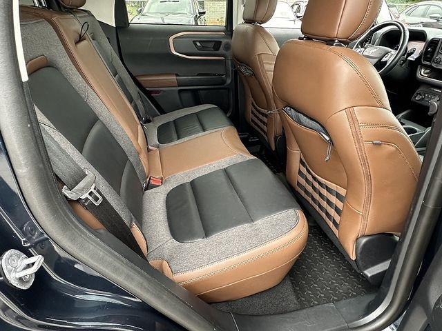Used 2022 Blue Ford Outer Banks image 12