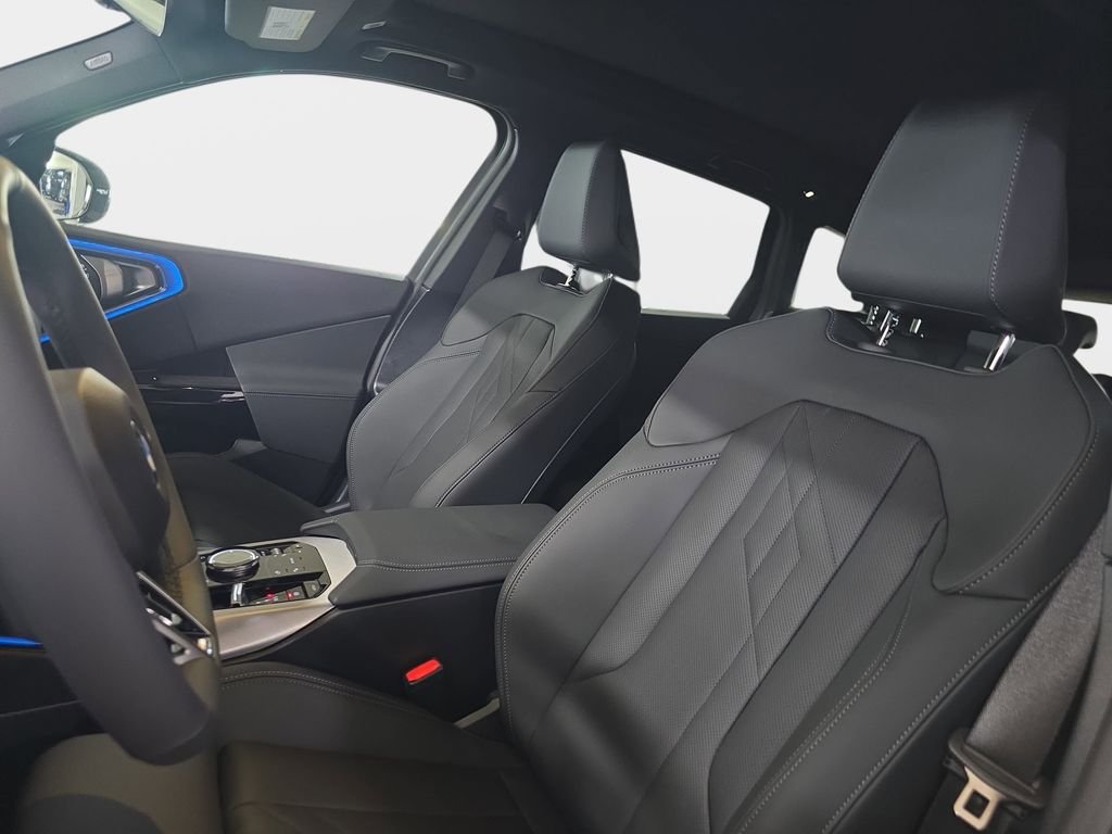 New 2026 Black Sapphire Metallic BMW 30 xDrive image 12