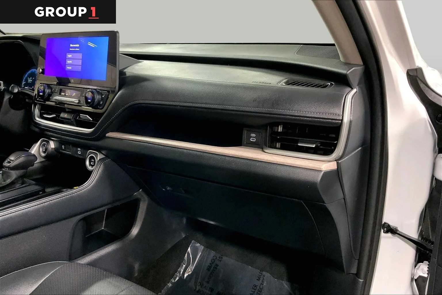 Certified Used 2024 Wind Chill Pearl Toyota Platinum image 19