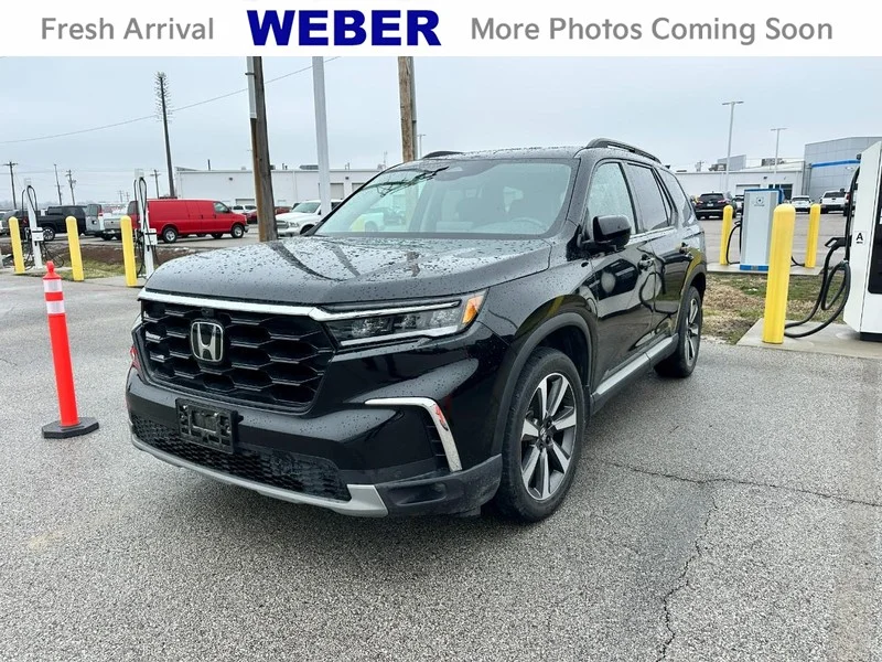 2023 Honda Pilot Elite AWD's photo
