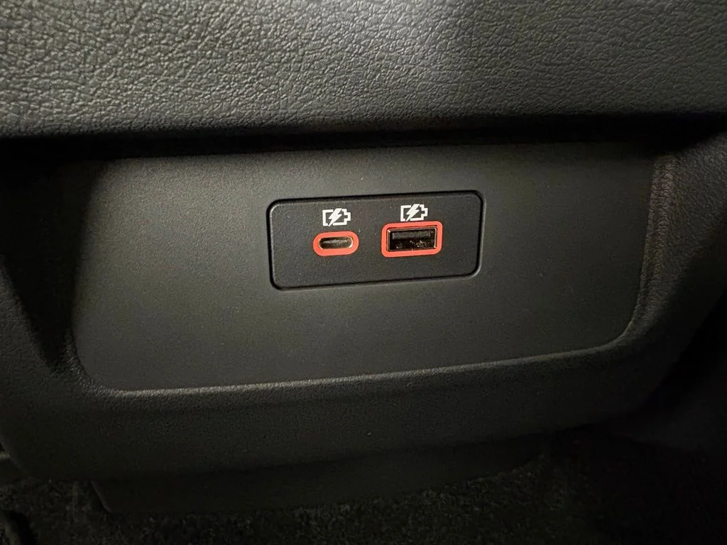 New 2026 Glacier White Nissan Crew Cab SV image 39