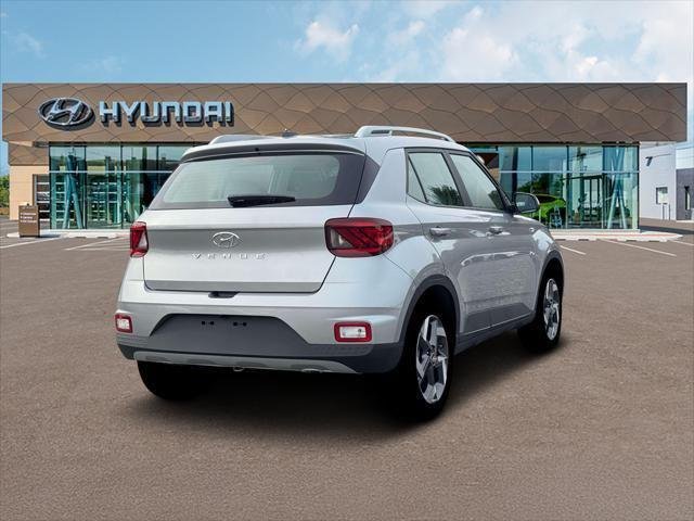 New 2026 Shimmering Silver Hyundai SEL image 7