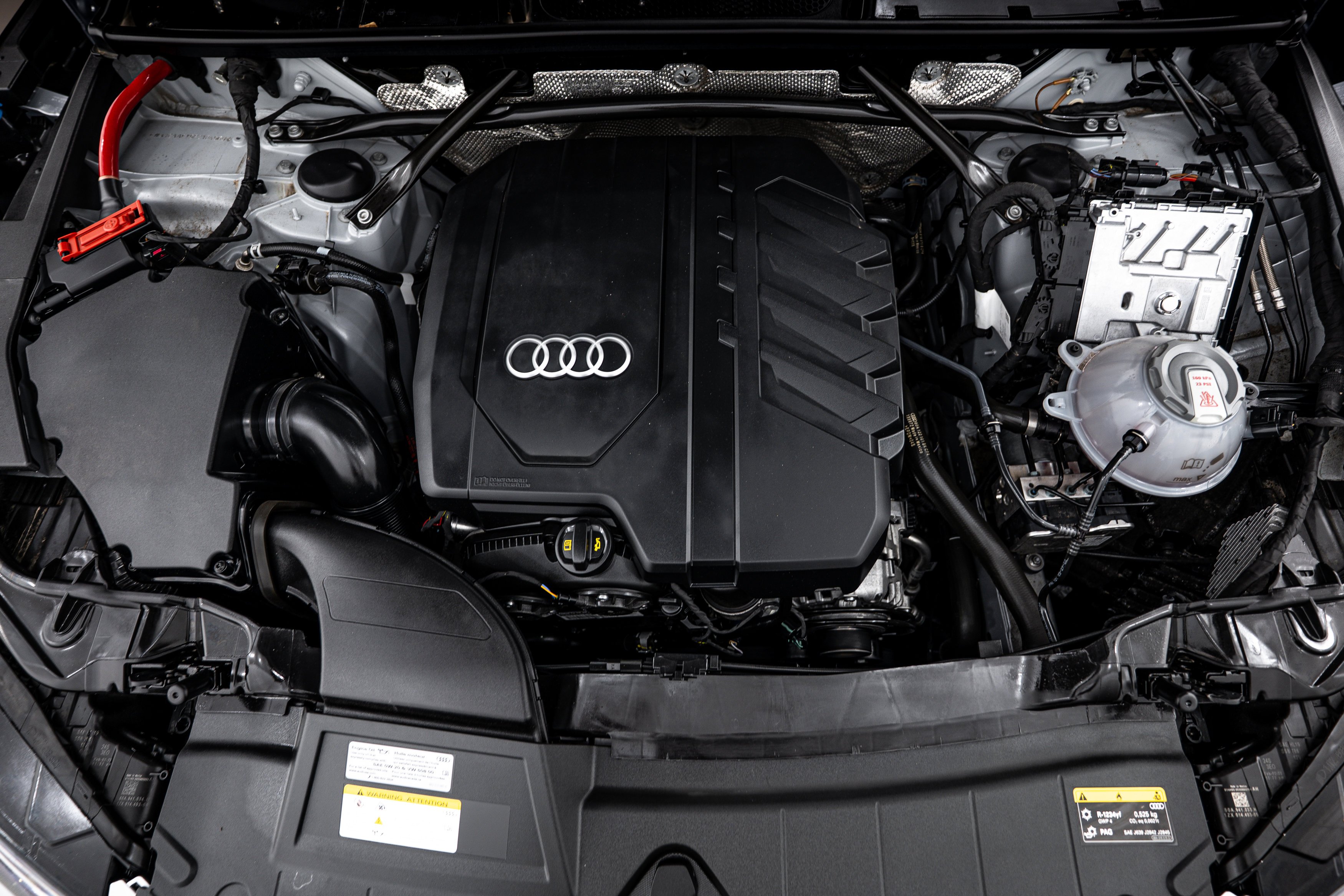 Certified Used 2023 Florett Silver Metallic Audi S line Premium image 24