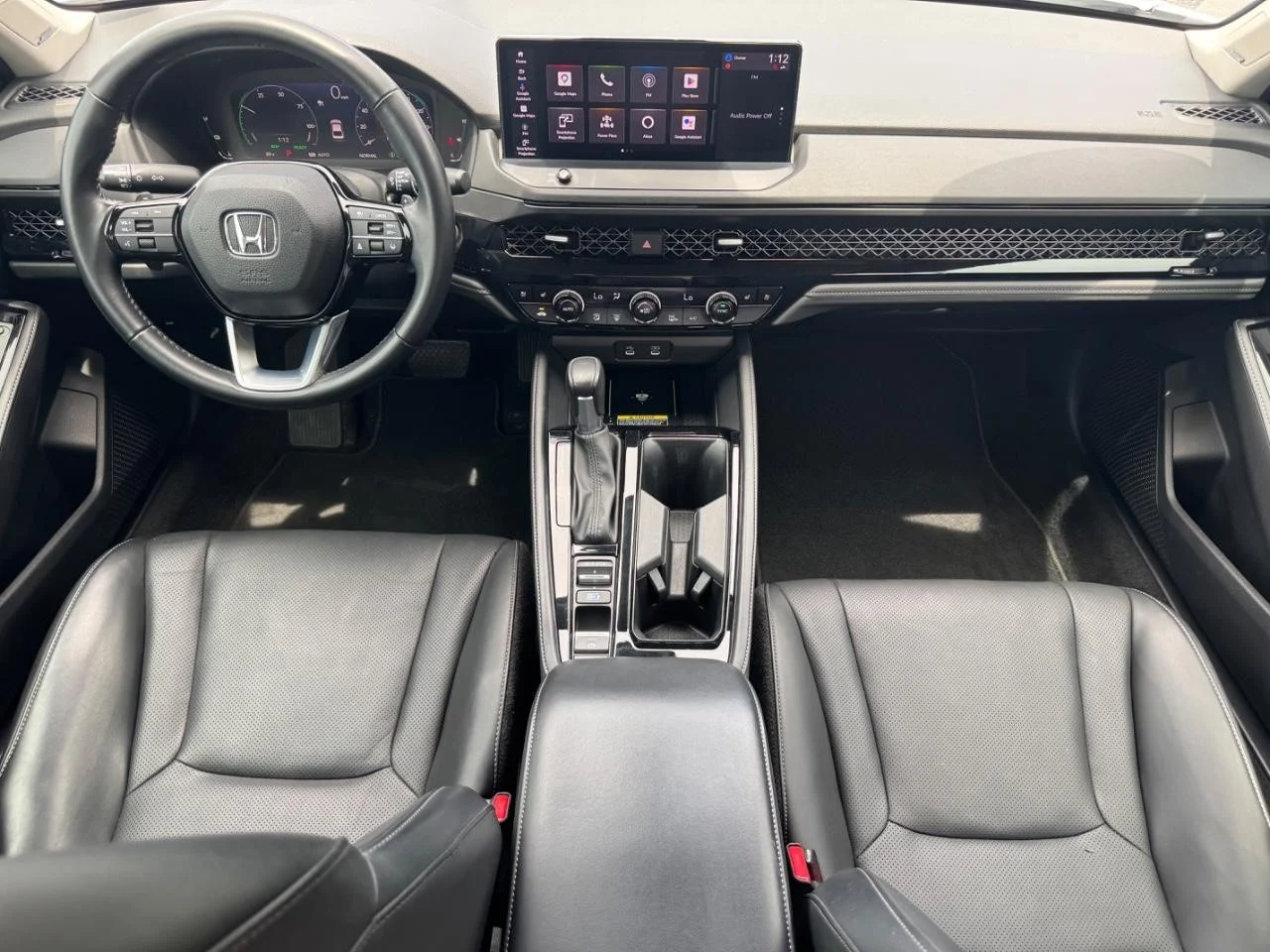 Used 2023 Platinum White Pearl Honda Touring image 12
