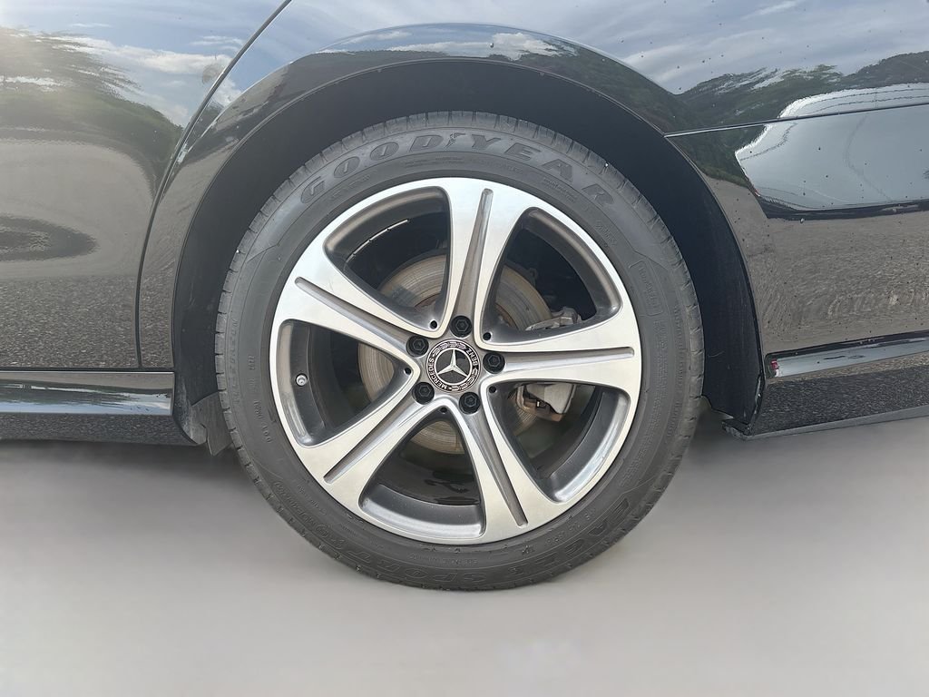 Used 2019 Black Mercedes-Benz E 300 image 12