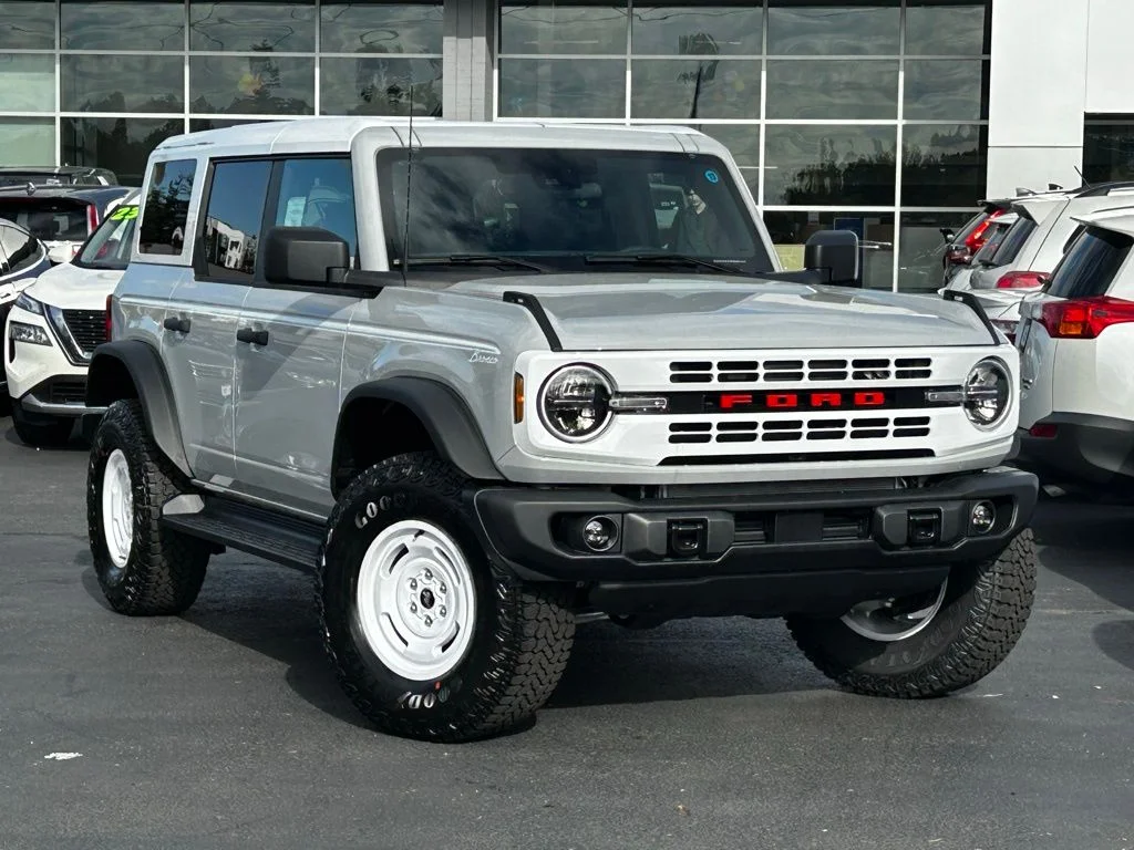 2026 Ford Bronco Heritage Edition 4x4's photo
