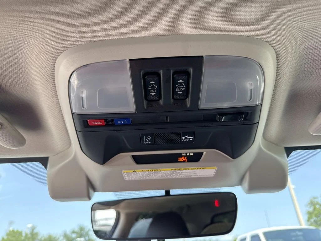 Used 2019 Gray Subaru 2.0i Limited image 46