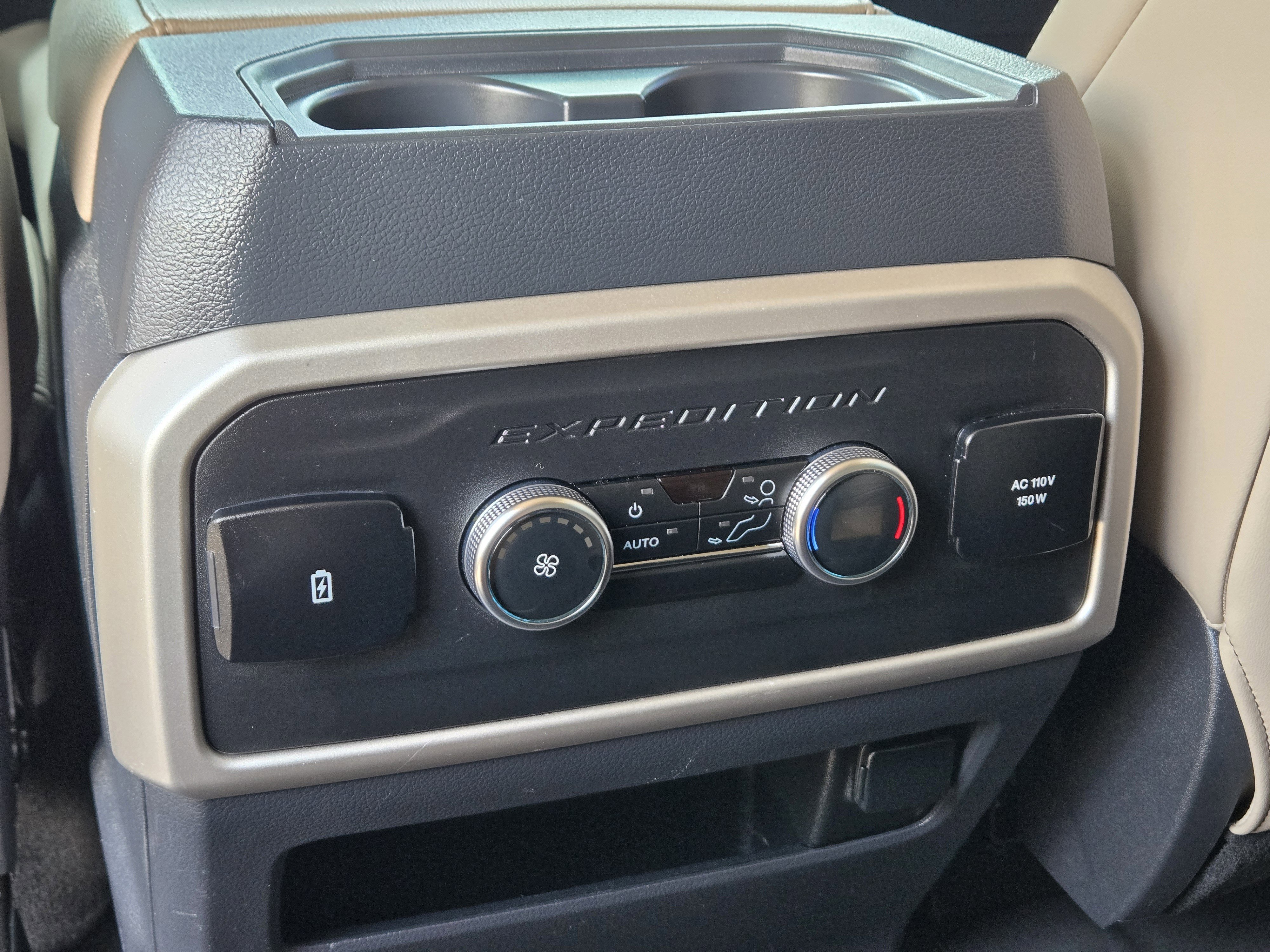 Used 2024 Black Ford XLT image 21