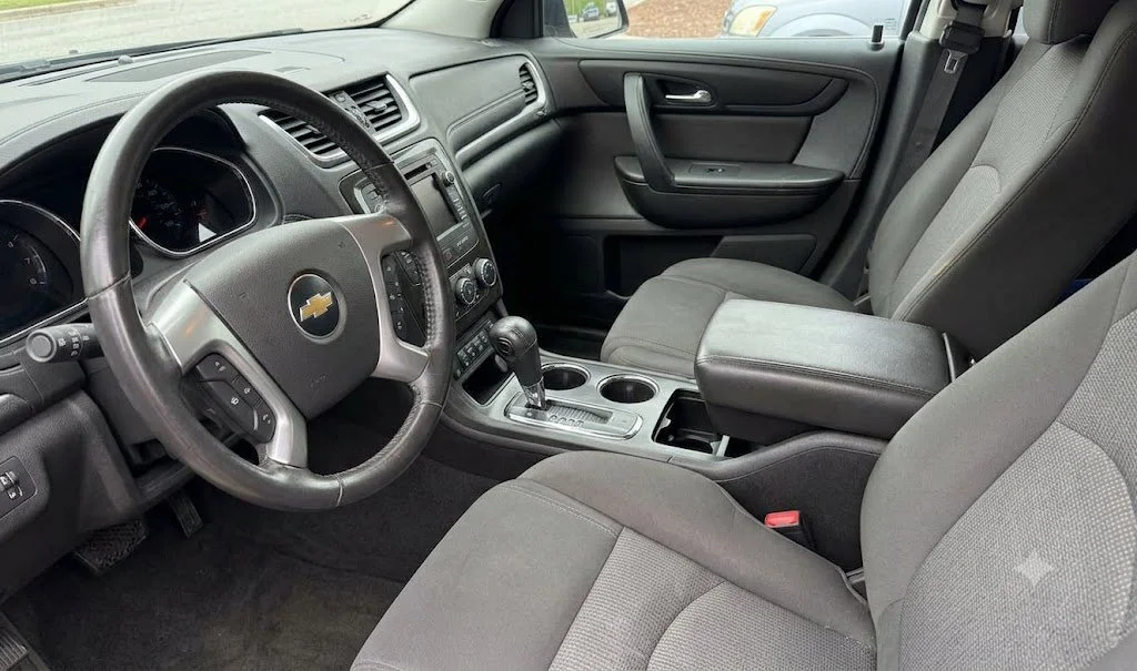 Used 2015 Blue Chevrolet LT image 7