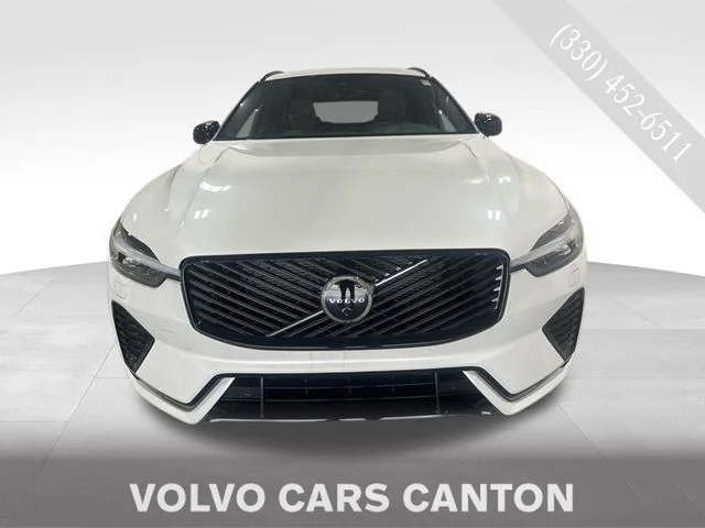 New 2026 Crystal White Volvo Plus image 1
