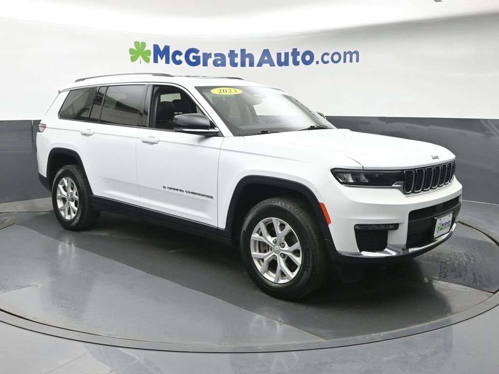Used 2023 White/off-white Jeep Limited image 2