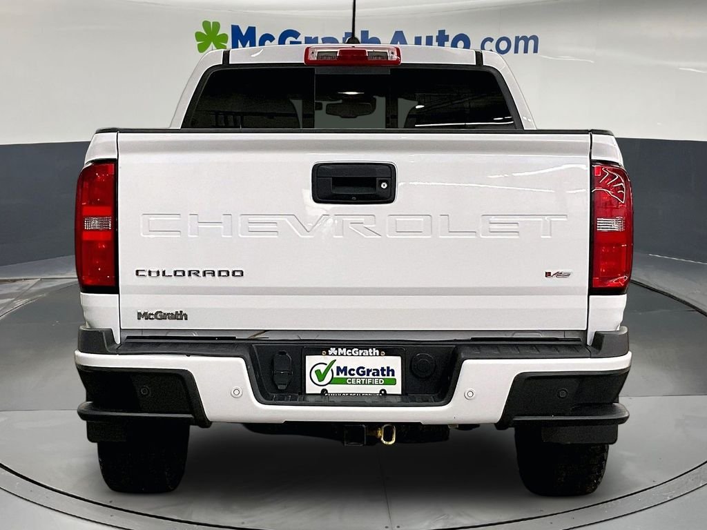Used 2022 White Chevrolet Z71 image 6