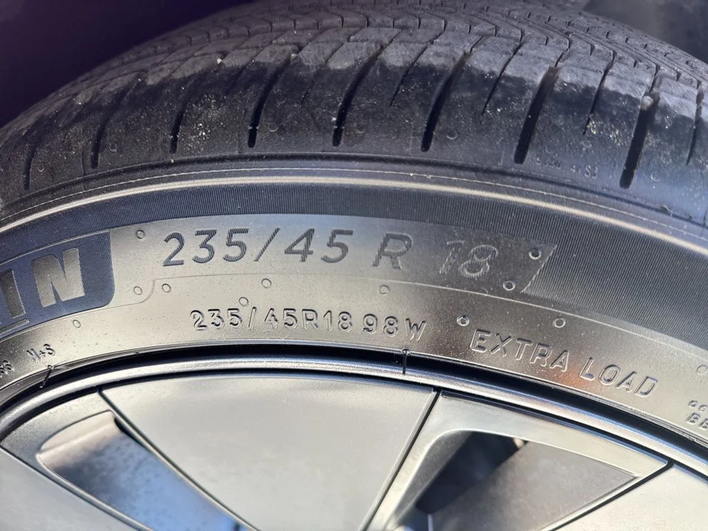Used 2025 Red Tesla Long Range image 39