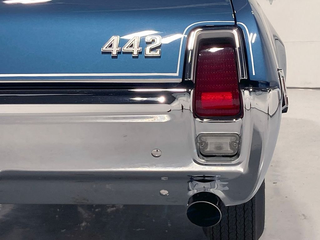 Used 1969  Oldsmobile  image 22