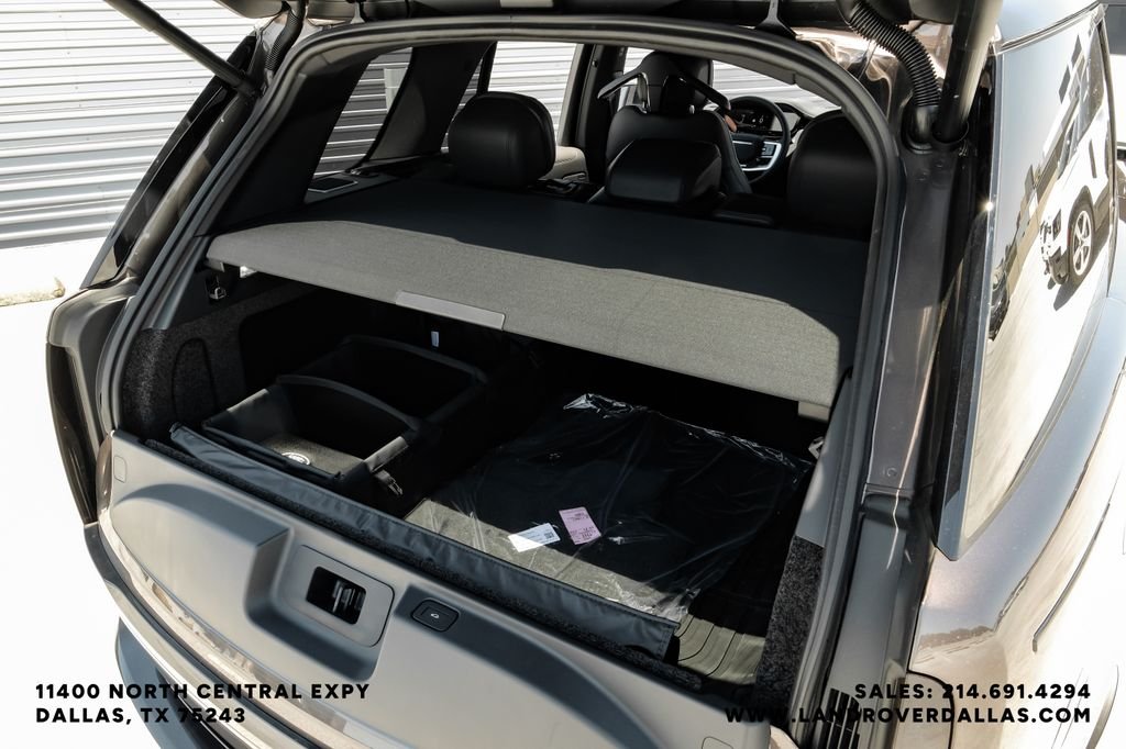 New 2026 Charente Grey Prem Met Land Rover SE image 51