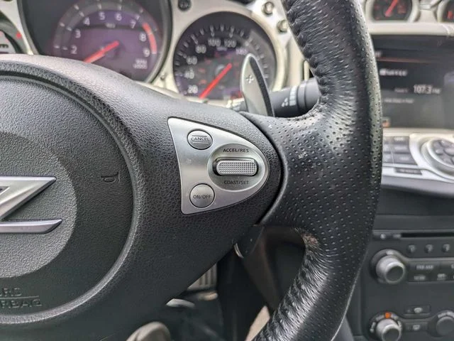 Used 2014 Red Nissan Touring image 22