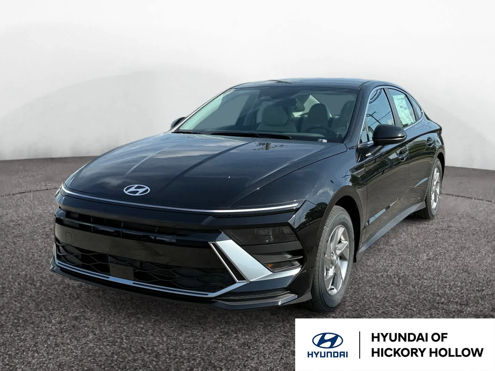 2026 Hyundai Sonata SE's photo