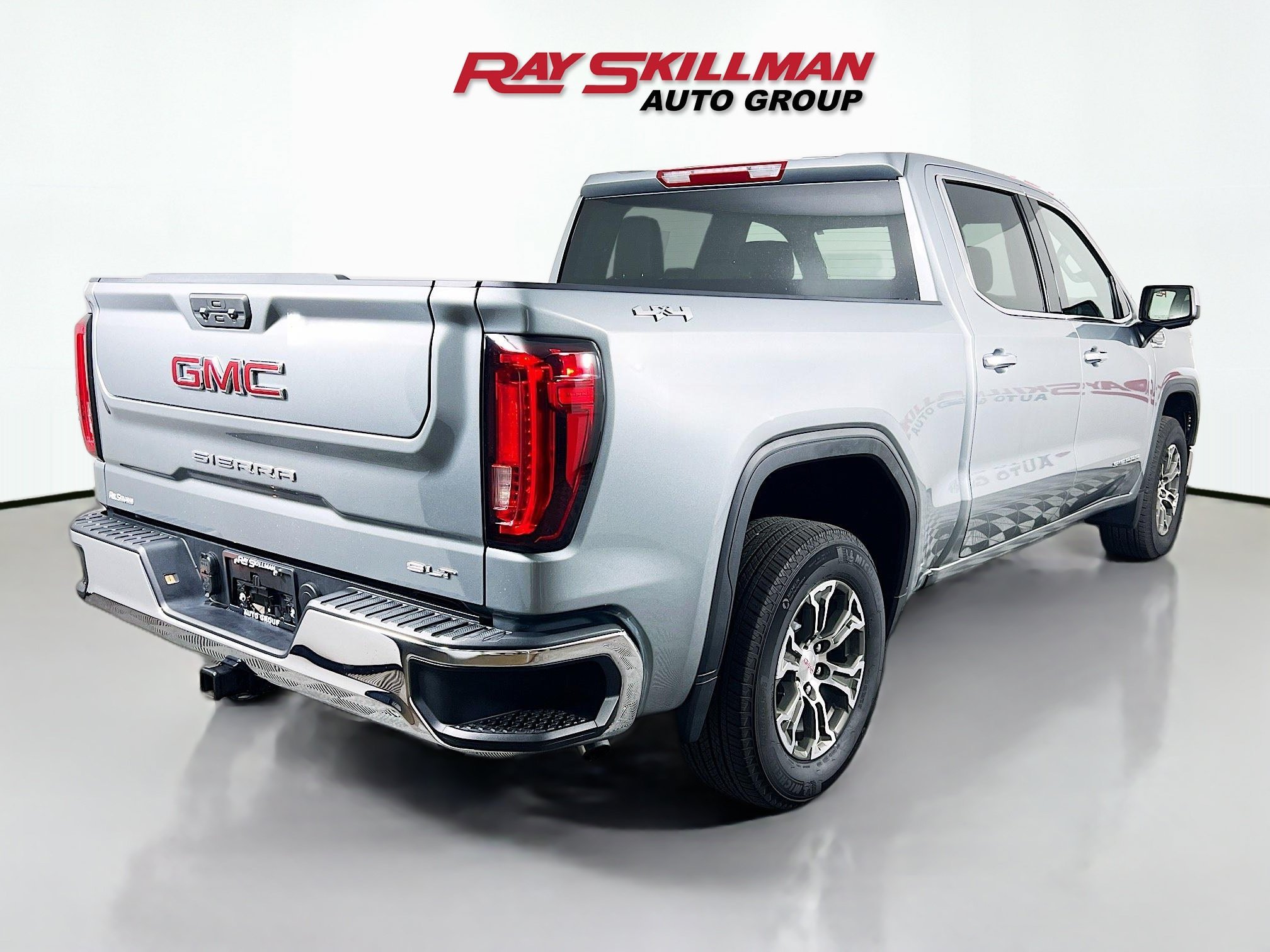 Used 2026 Sterling Metallic GMC SLT image 7