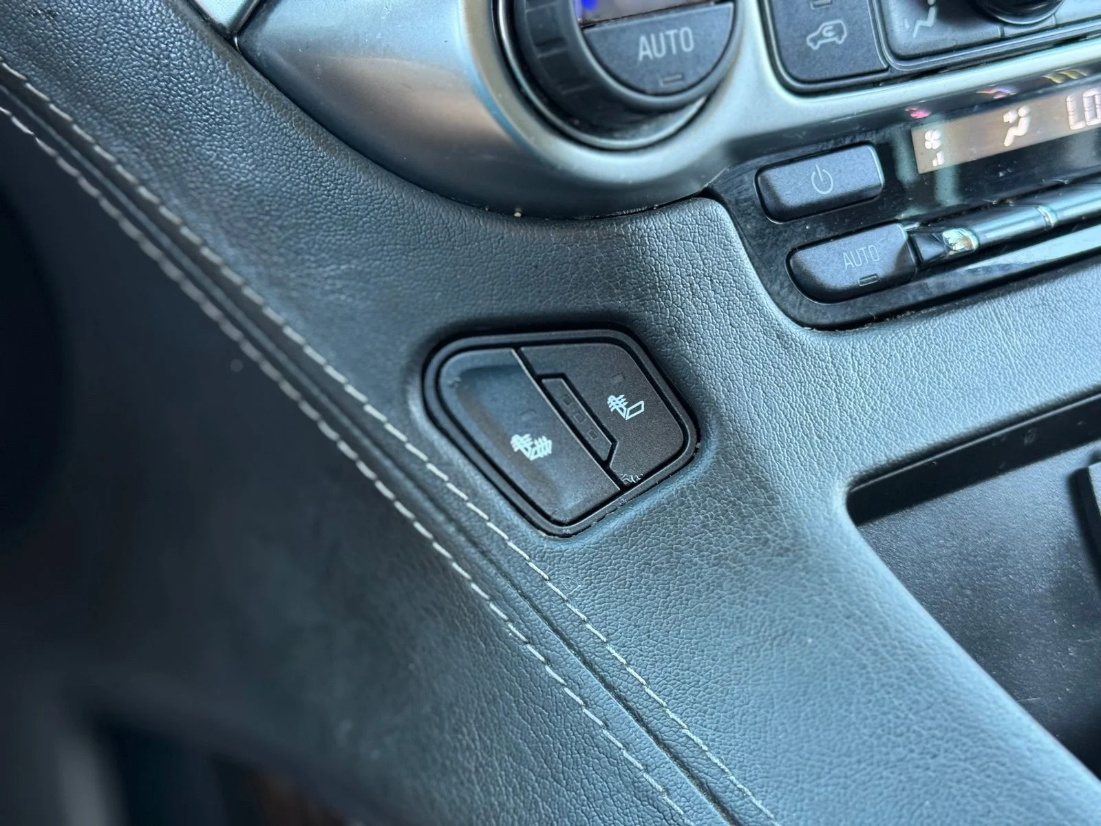Used 2018 Black Chevrolet LT image 24