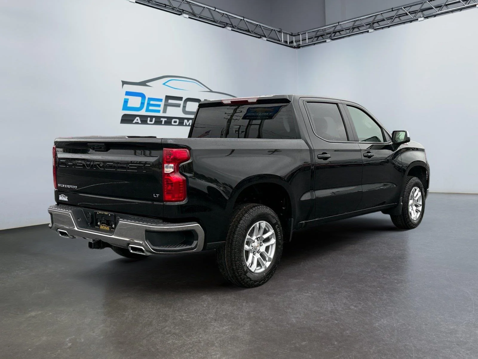 2026 Chevrolet Silverado 1500 LT - Photo 3