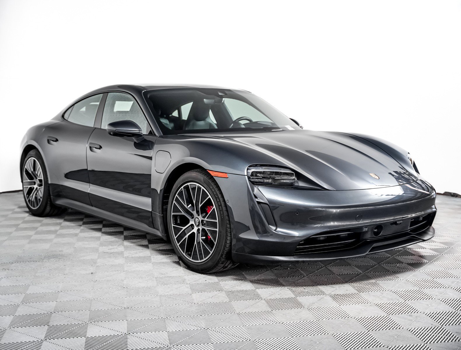 Used 2023 VOLCANO GREY Porsche 4S image 8