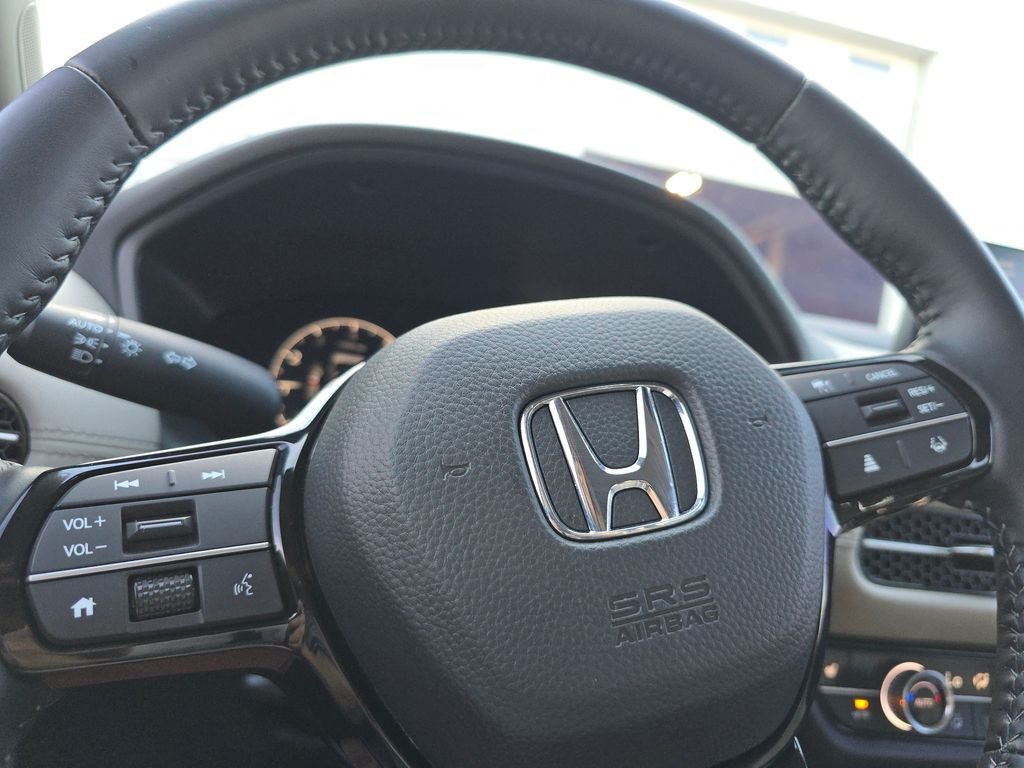 Used 2025  Honda EX-L image 22