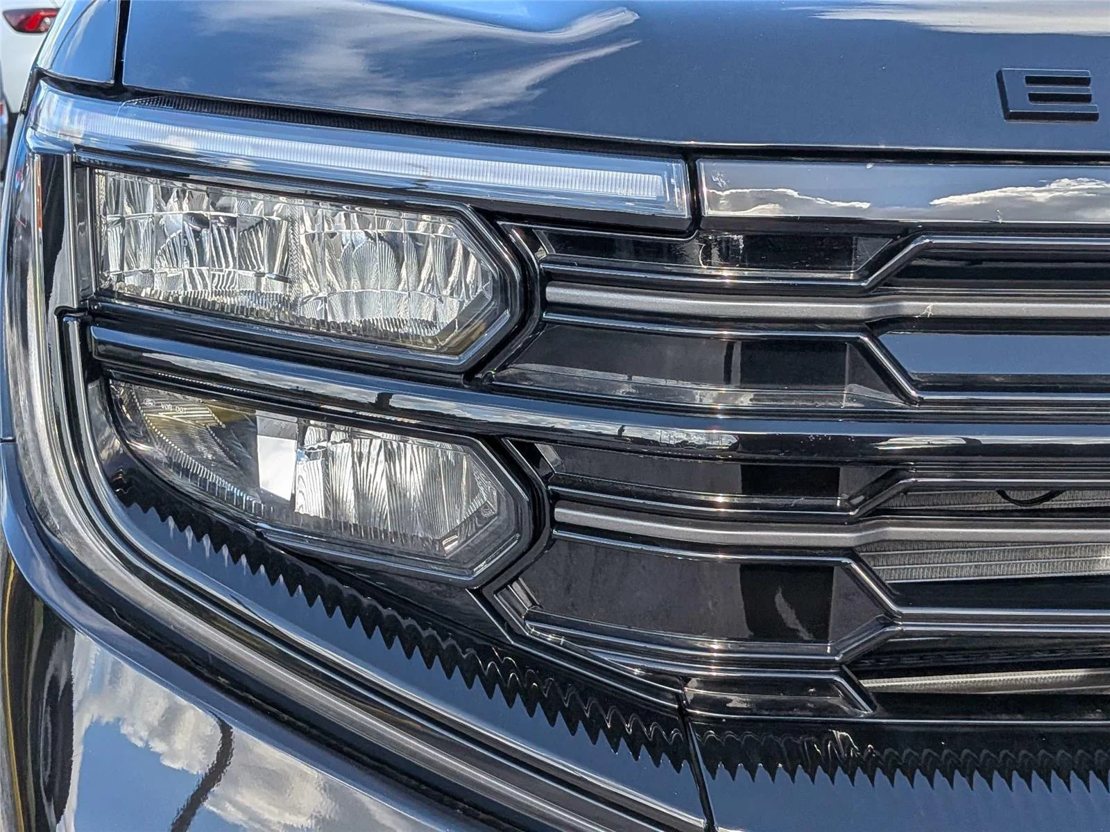 New 2026 Agate Black Metallic Ford Platinum® image 9