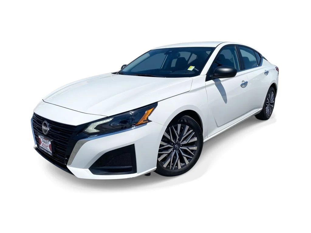 2025 Nissan Altima