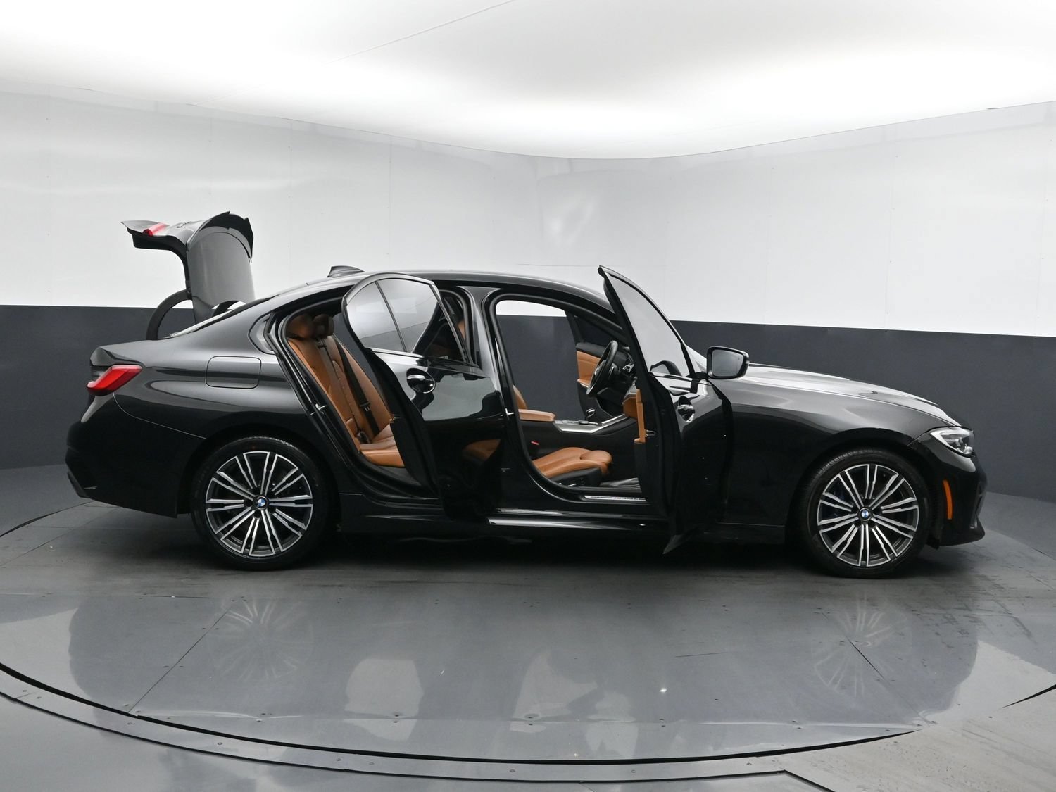 Used 2020 Black Sapphire Metallic BMW M340i xDrive image 25