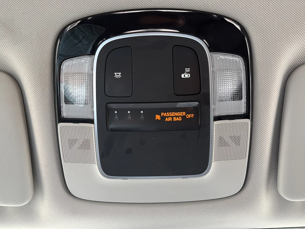 Used 2024 Red Hyundai SE image 26