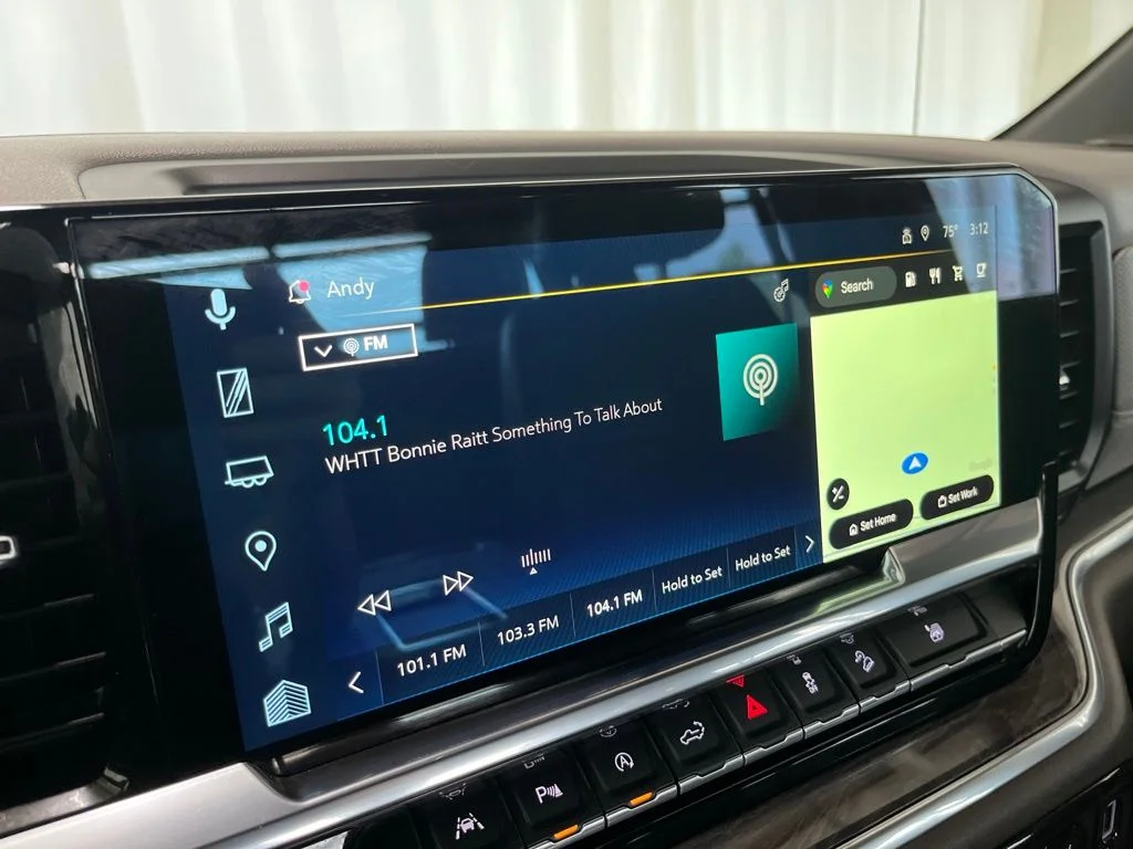 Used 2022 Gray Chevrolet LTZ image 11