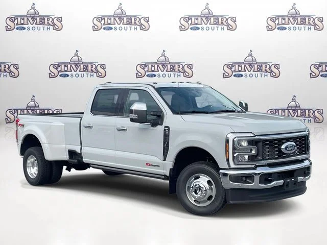 New 2026 White Ford Lariat image 1
