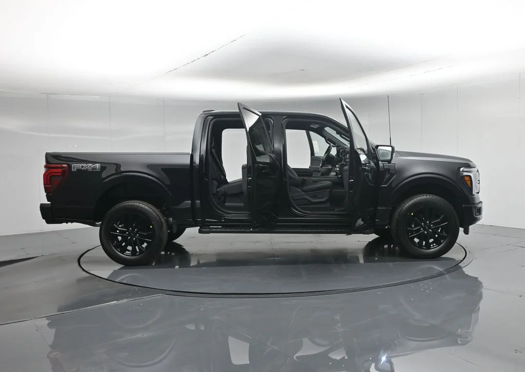 New 2026 Agate Black Metallic Ford Lariat image 4