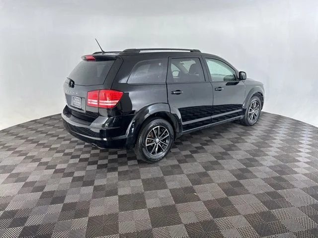 Used 2017 Black Dodge SE image 5